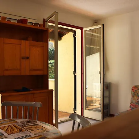 فيلة 6 Pers, 2 Chambres, 2 Terrasses, Piscine Et Parking Proche Village Naturiste - Ref Berg87 *